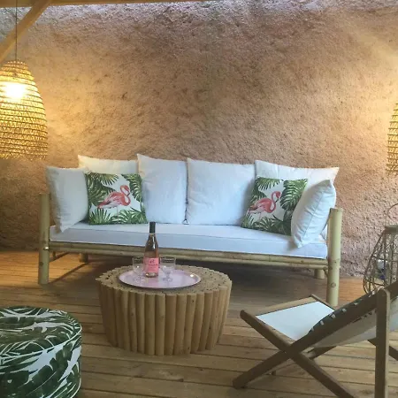La Boheme. Maison De Village Cosy, Jardin Et Spa. Octon