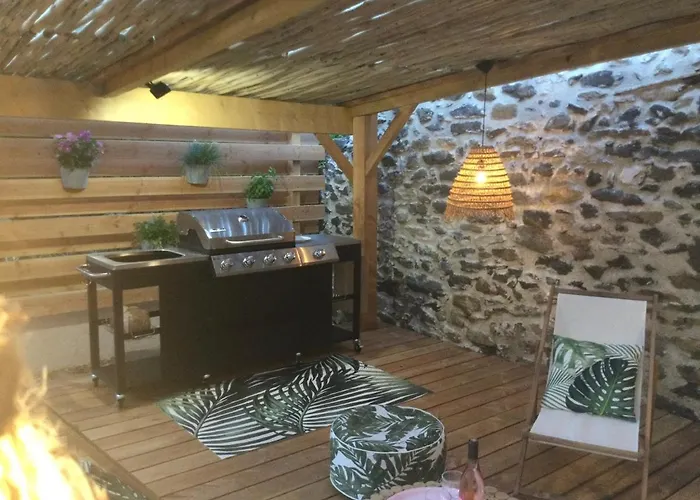 Nyaraló La Boheme. Maison De Village Cosy, Jardin Et Spa. Octon