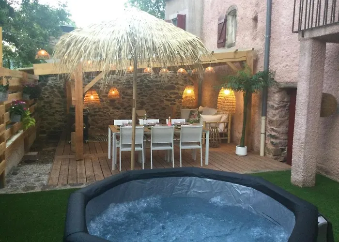 La Boheme. Maison De Village Cosy, Jardin Et Spa.